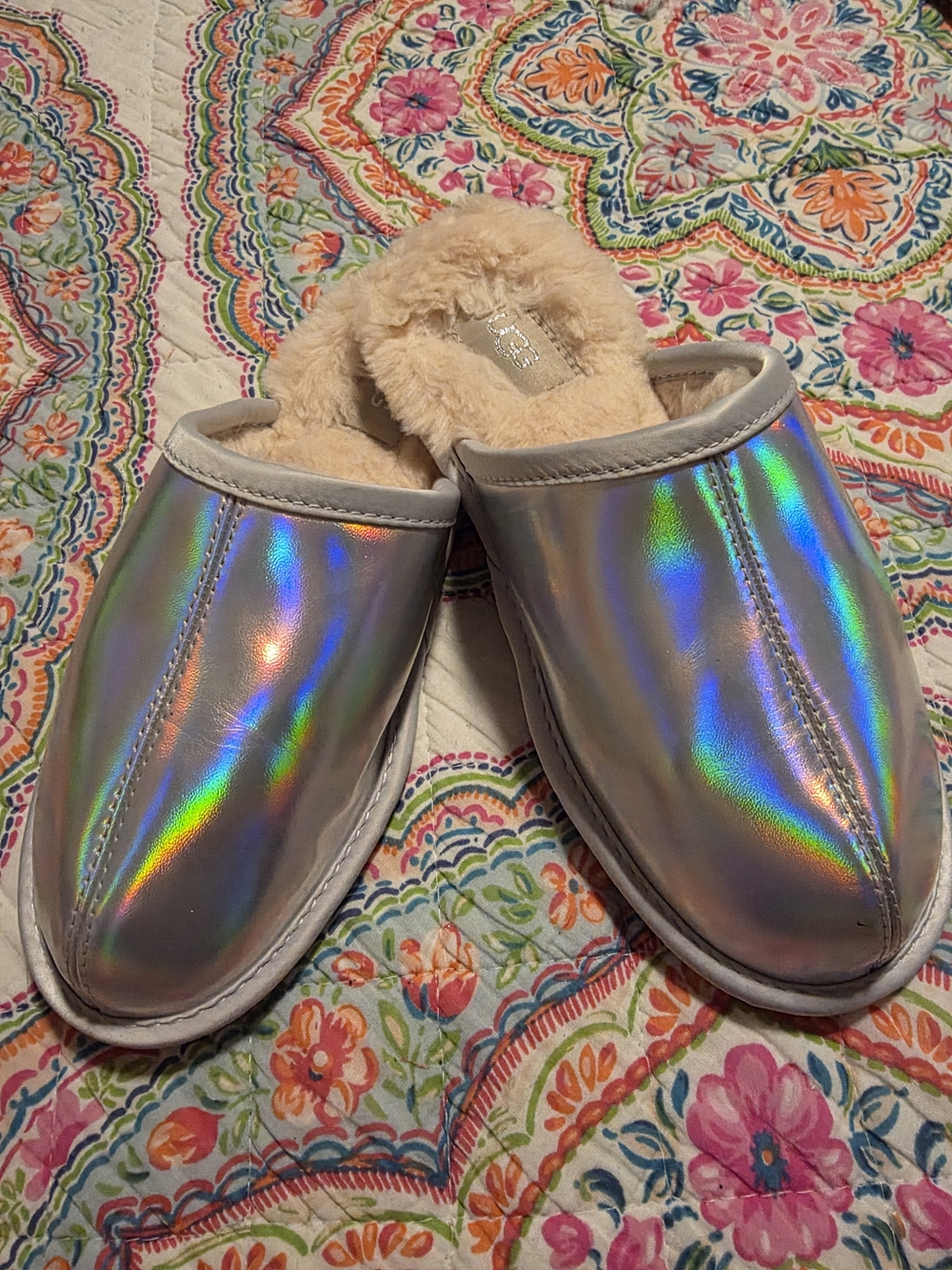 New Ugg Uggs Pearle Iridescent LEATHER Slippers Silver Grew Mules Shoes 6